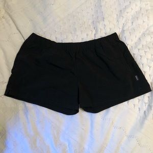 Women’s XL Patagonia Baggies- Black